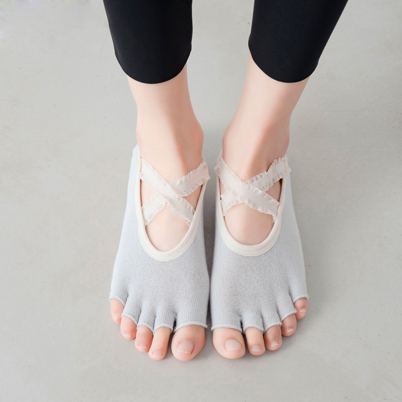 Five Finger Yoga Socks Lace Cr - đánh giá và giá Pilate Yoga Workout